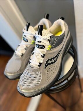 Saucony Men's Omni 21 Running Shoe USA 10.5 D Vapor/Hydro  Gray